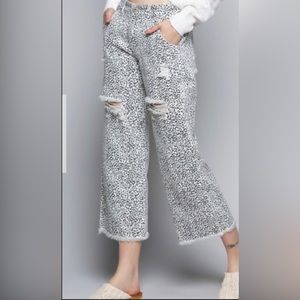 POL Leopard print denim wide leg jeans L
